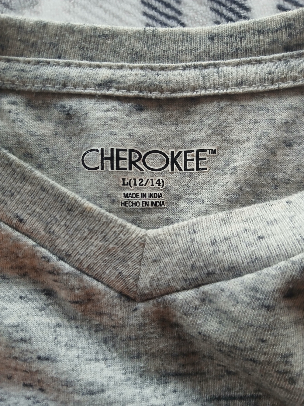 Cherokee Heather Gray Tee - L (12/14)